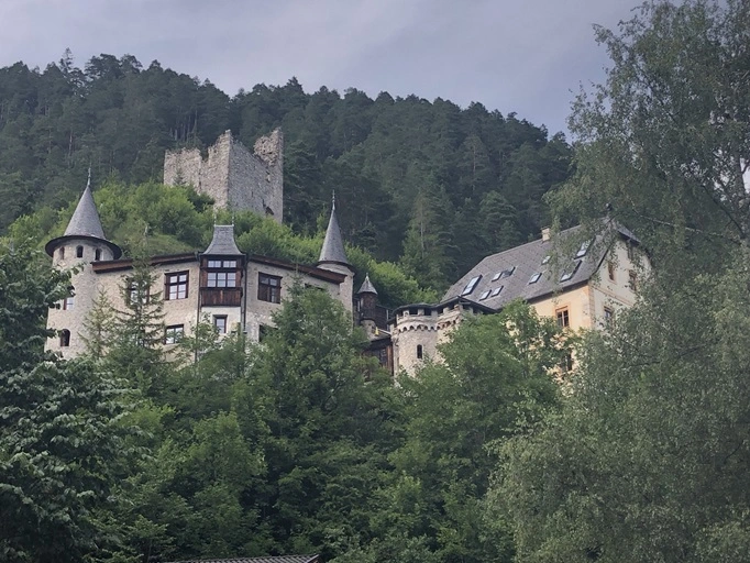 Schloss Fernstein